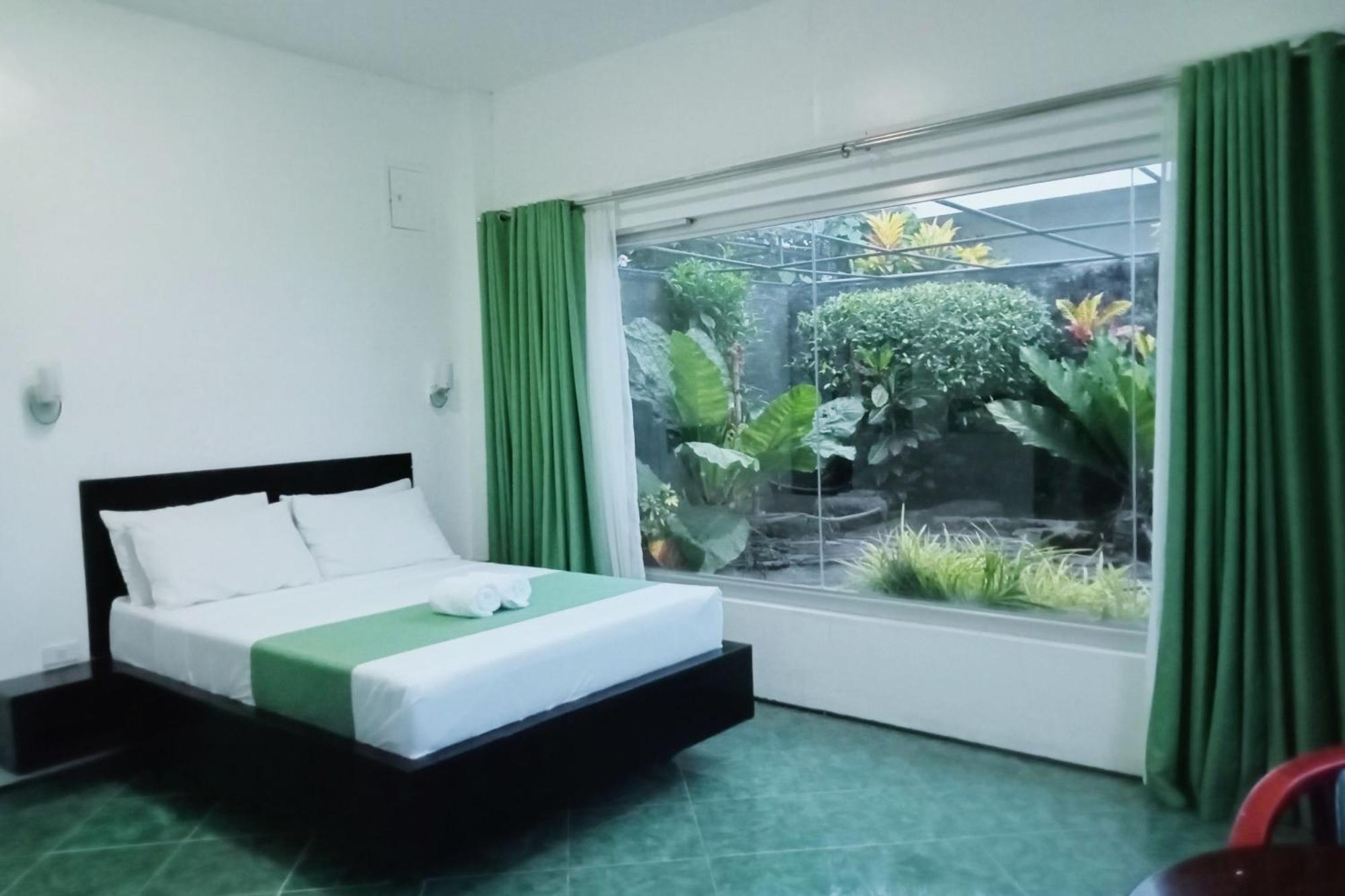 Garin Farm Pilgrimage Resort Powered By Cocotel San Joaquin Chambre photo