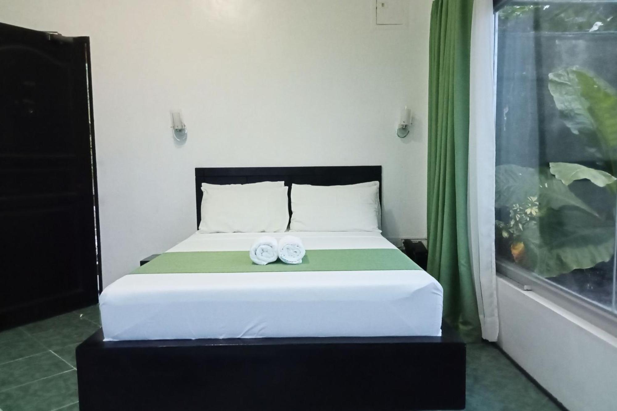 Garin Farm Pilgrimage Resort Powered By Cocotel San Joaquin Chambre photo