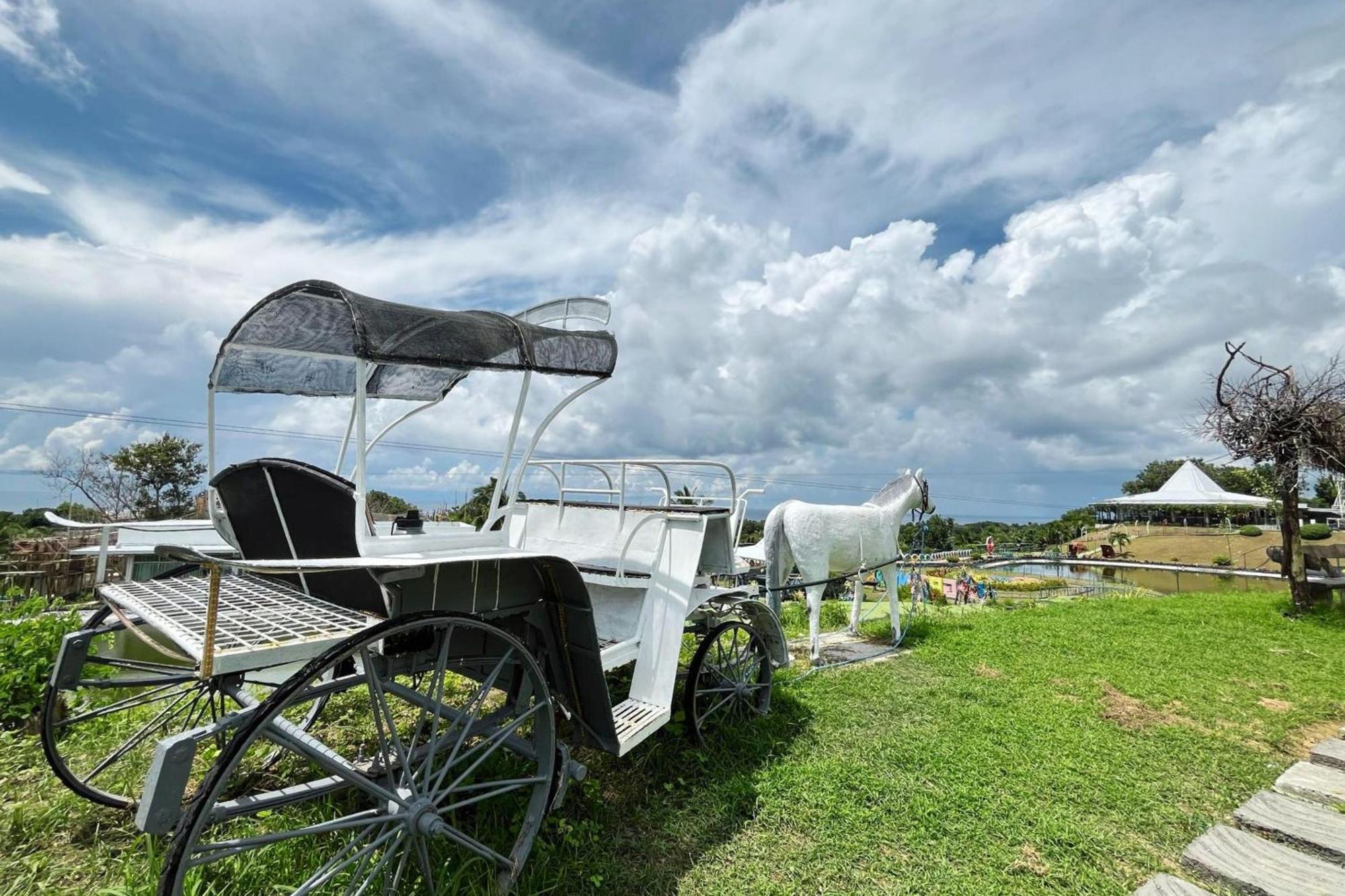 Garin Farm Pilgrimage Resort Powered By Cocotel San Joaquin Extérieur photo